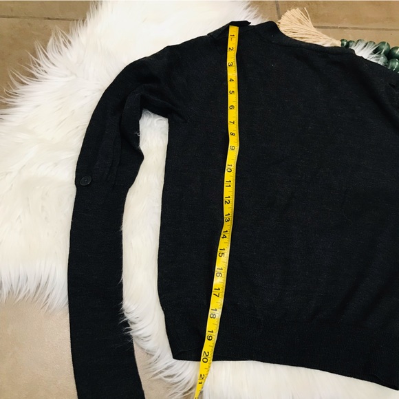 Club Monaco 100% Italian Merino Button Down Women Gray Cardigan Sz S - Picture 9 of 9